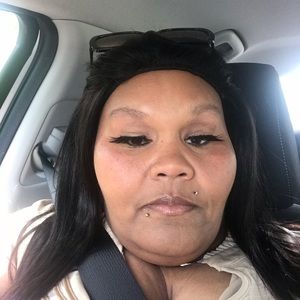 Meet your Posher, Simone